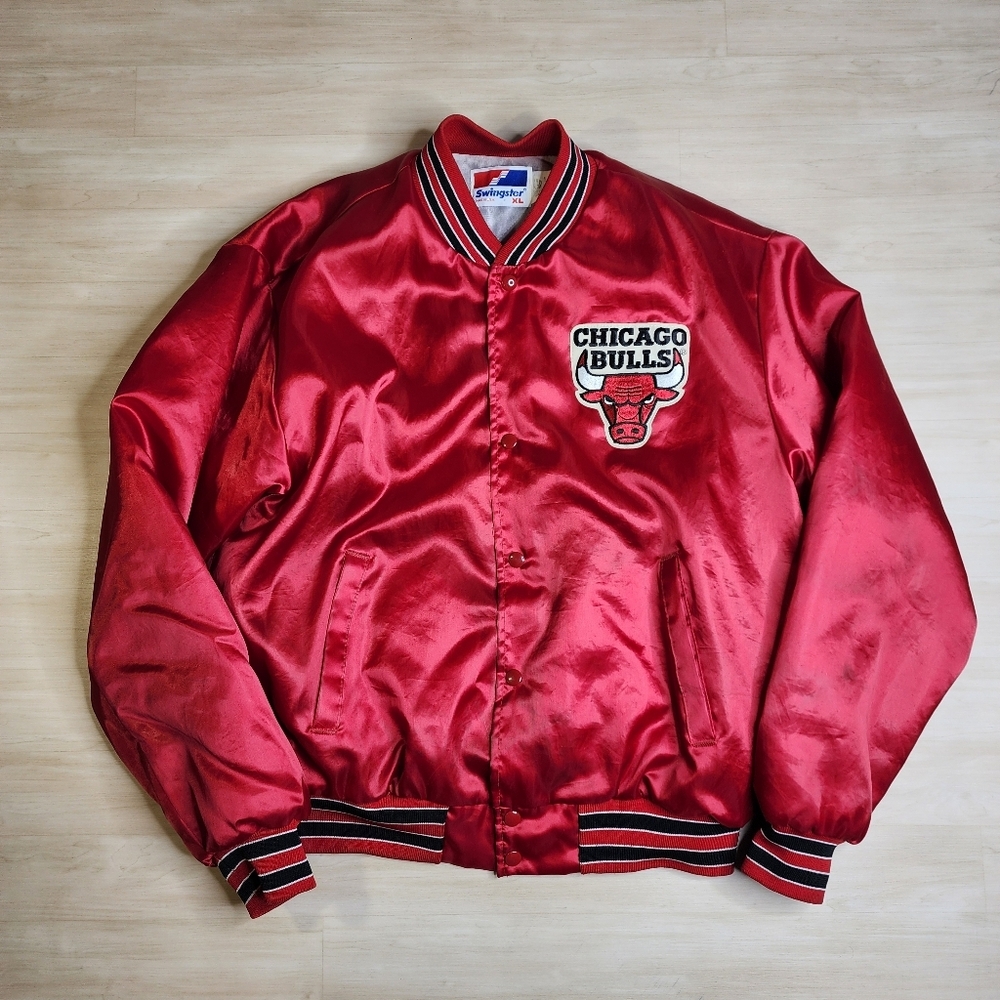 Vintage Swingster Chicago Bulls Satin Bomber Jacket Big Logo Size XL